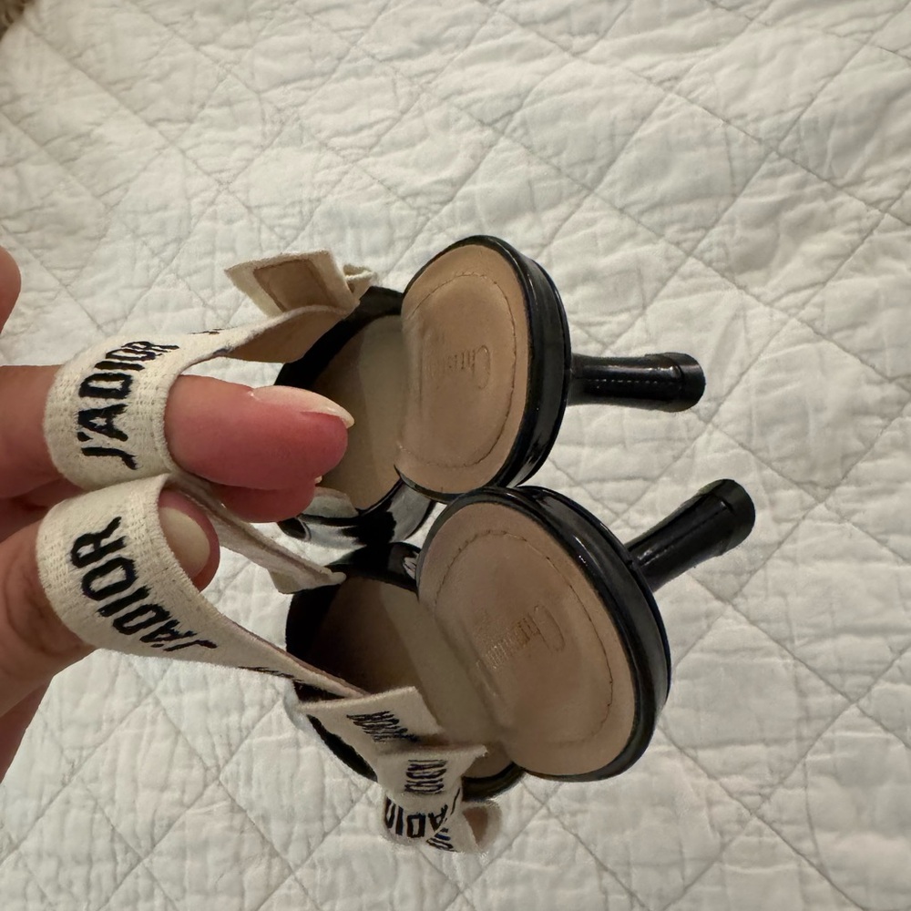 Dior J’Adior Slingback Pump - Picture 7 of 11